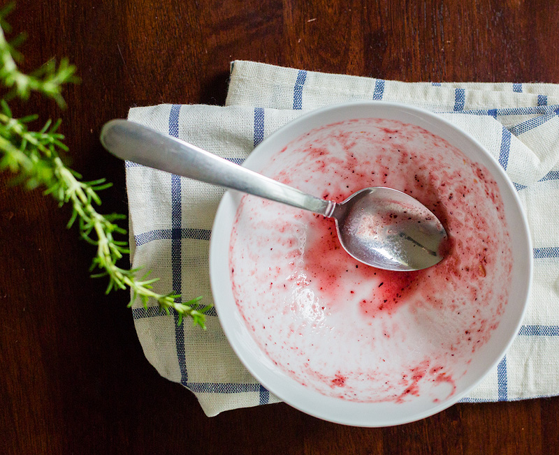 finished smoothie bowl