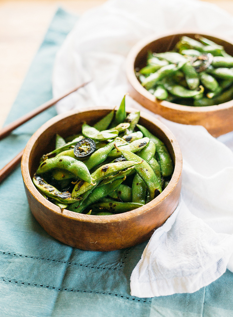toasted edamame in bowls
