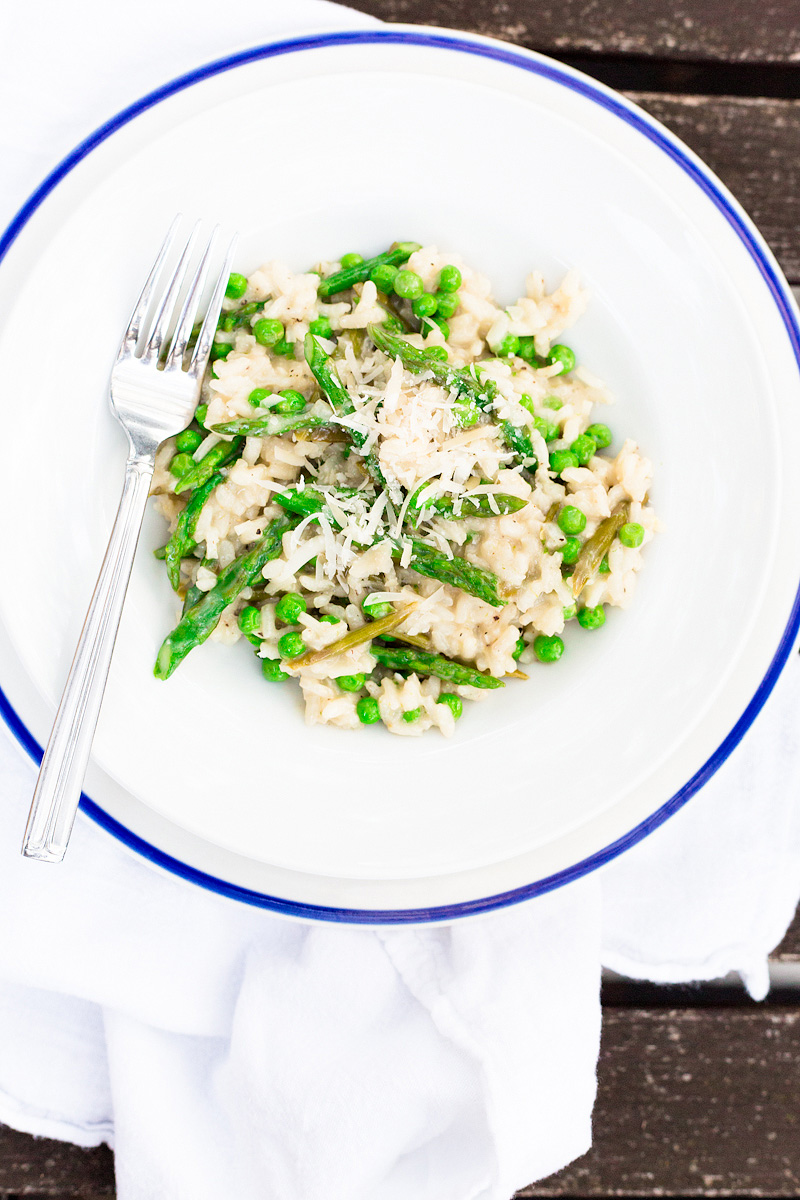 spring risotto with asparagus and peas
