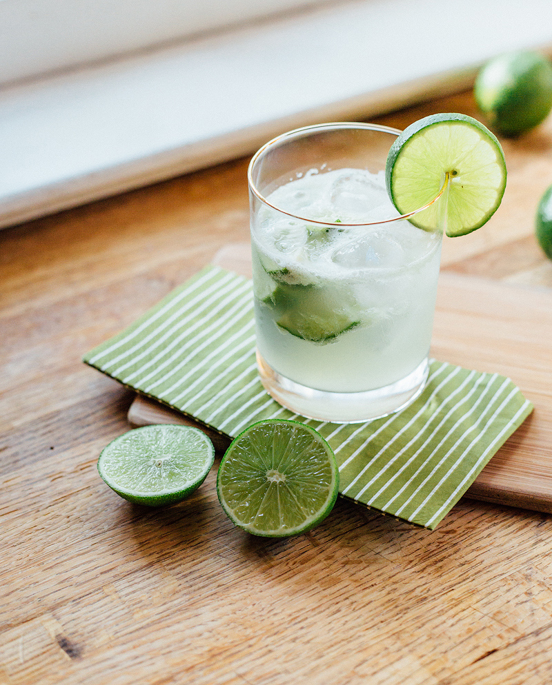 caipirinha with a lime wedge