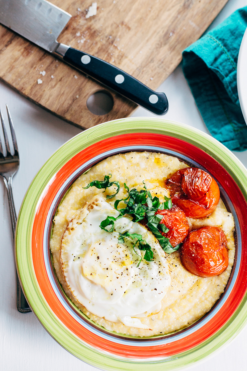 breakfast polenta bowl with tomatoes