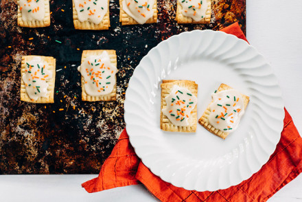 pumpkin pie pop tarts