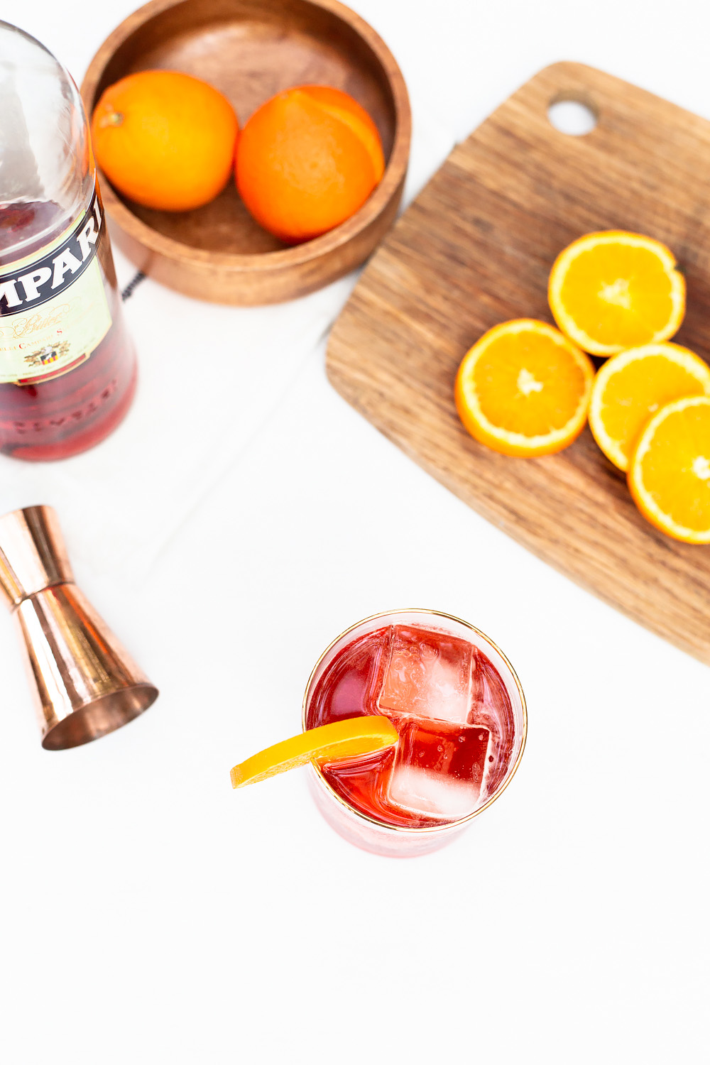 negroni with oranges and campari