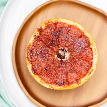 broiled grapefruit with brown sugar and vanilla