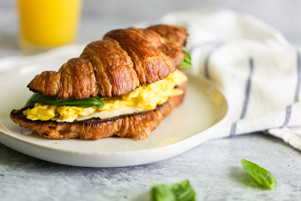 croissant breakfast sandwich