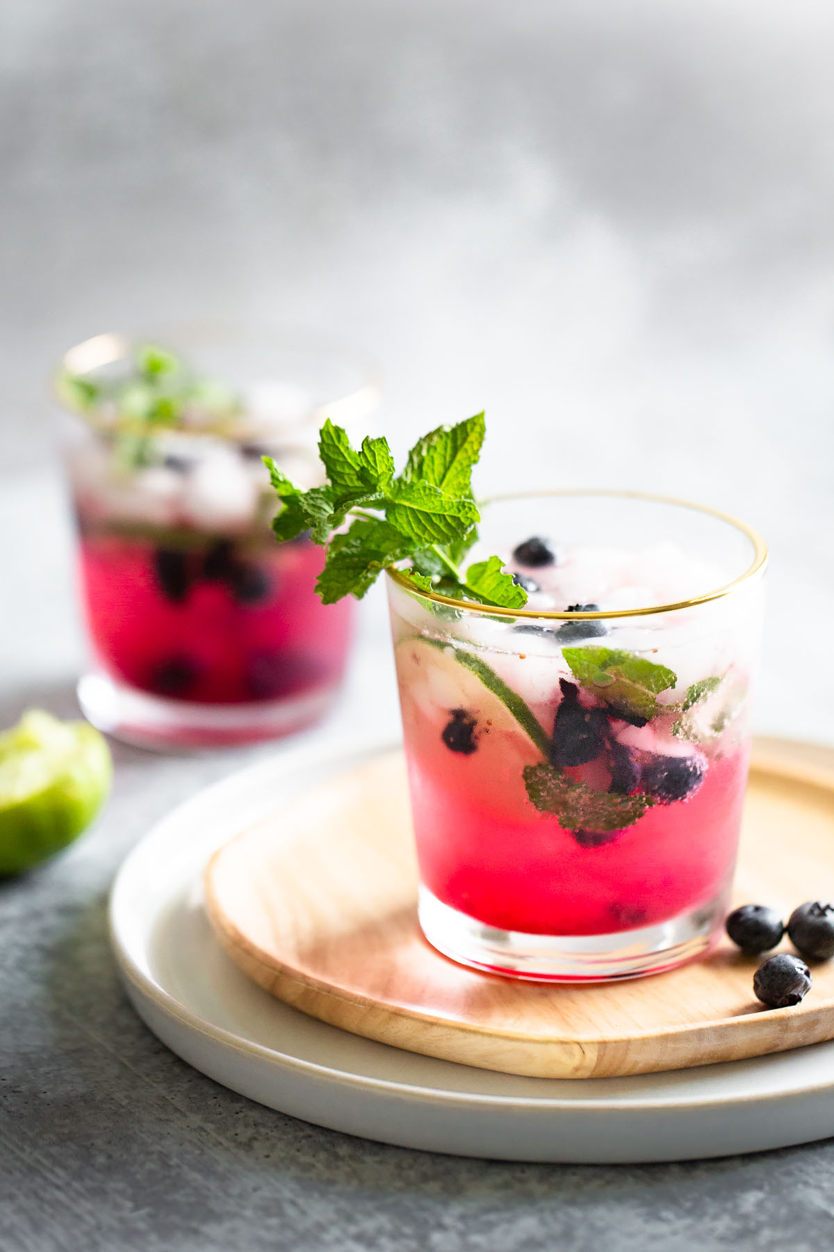 nonalcoholic blueberry mojito