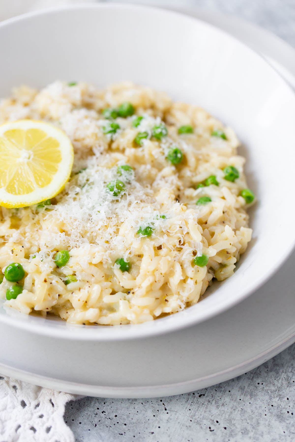 instant pot lemon risotto in a bowl