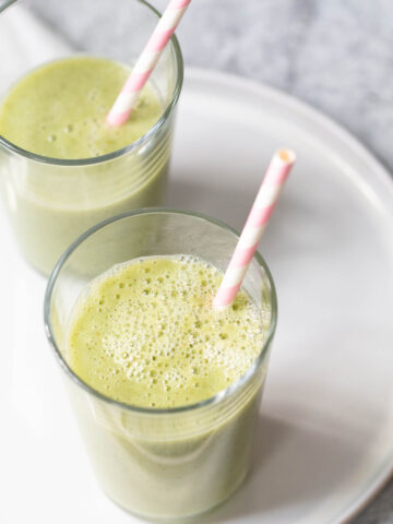 cucumber and kiwi smoothie on a plate