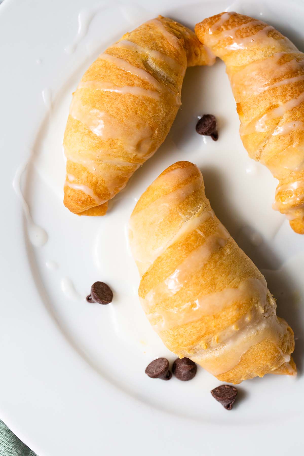 air fryer croissants up close