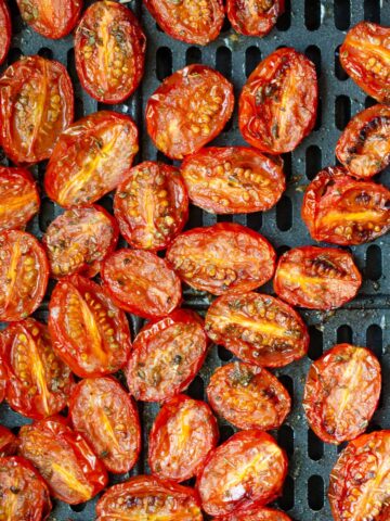roasted tomatoes up close