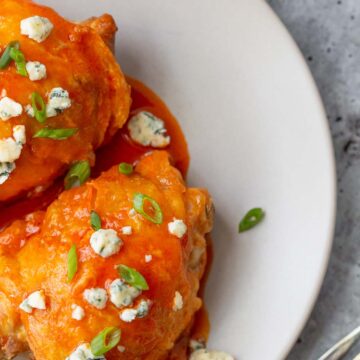 buffalo chicken thighs up close