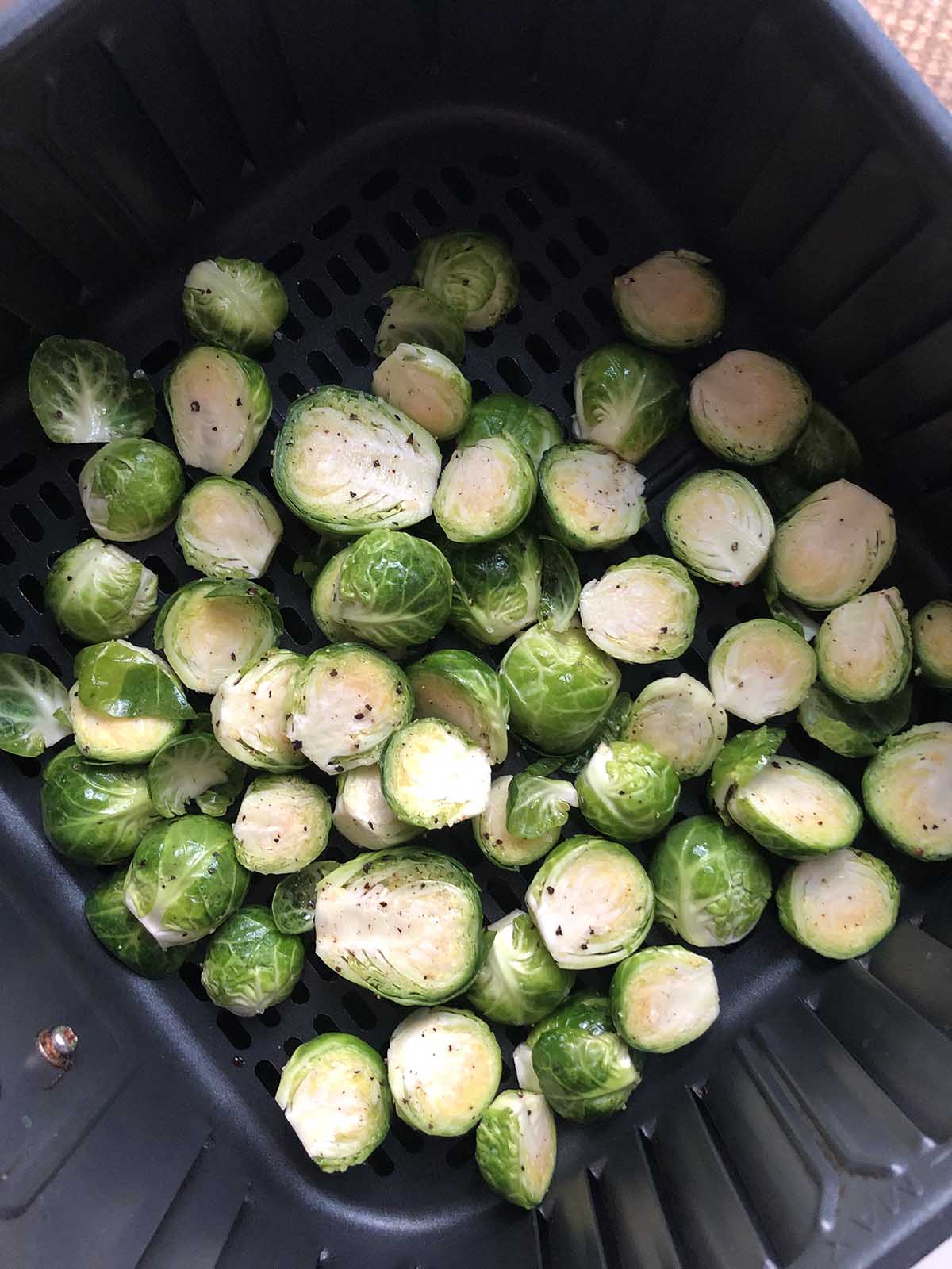 raw brussels sprouts in air fryer