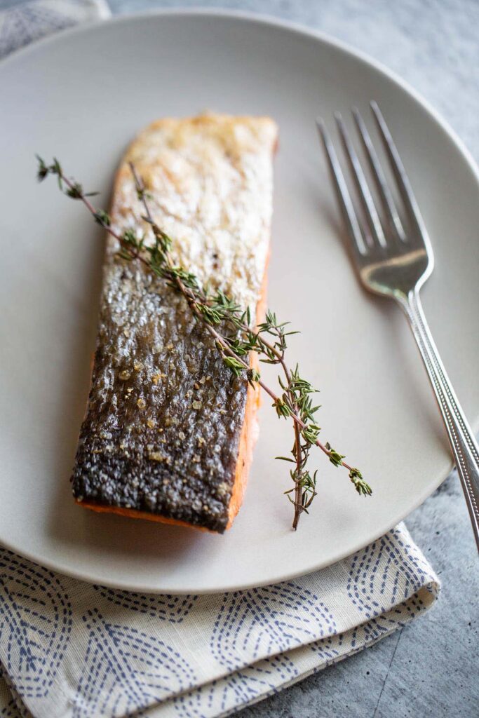 Air Fryer Salmon with Crispy Skin Food Banjo