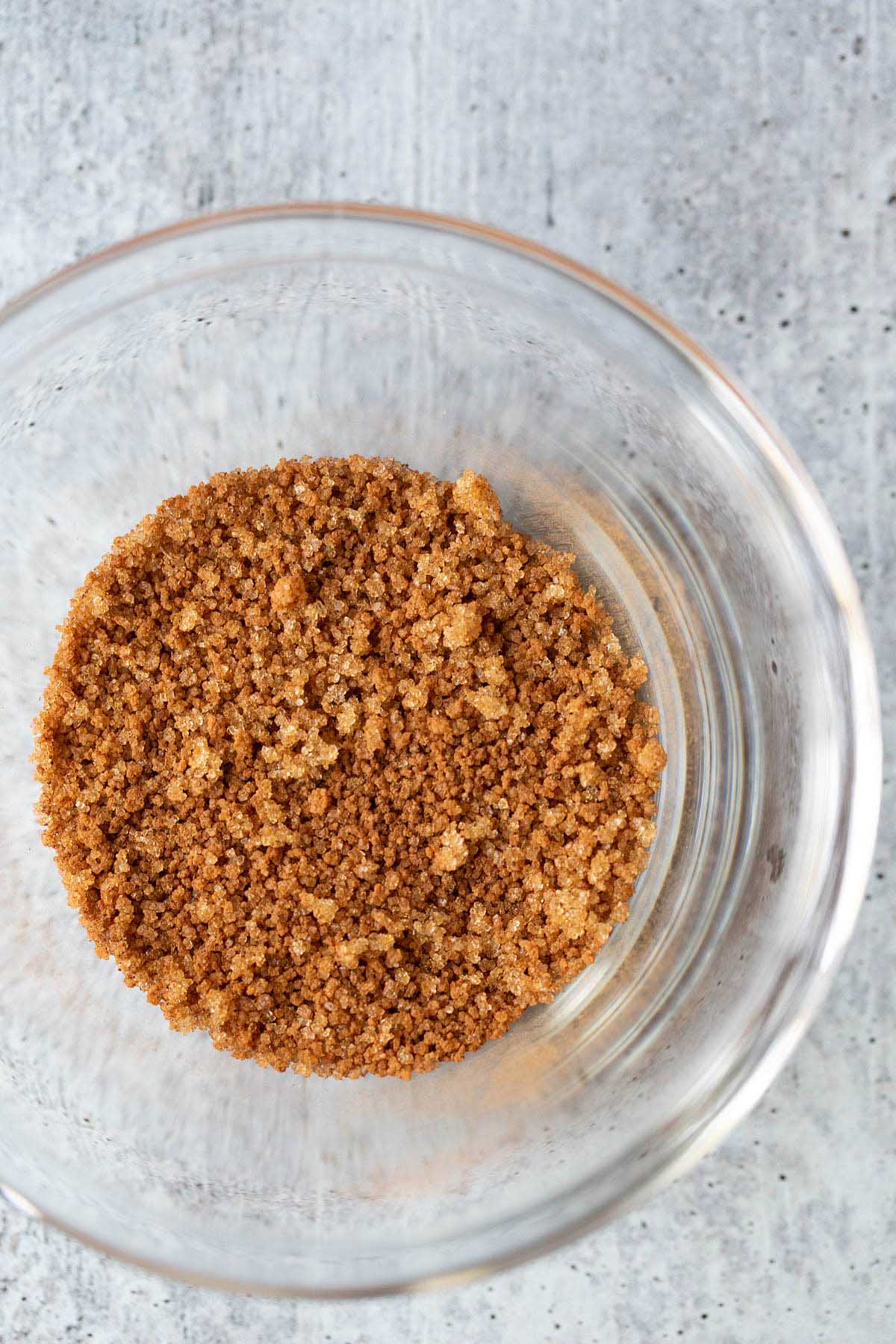 Brown sugar and cinnamon in a bowl.