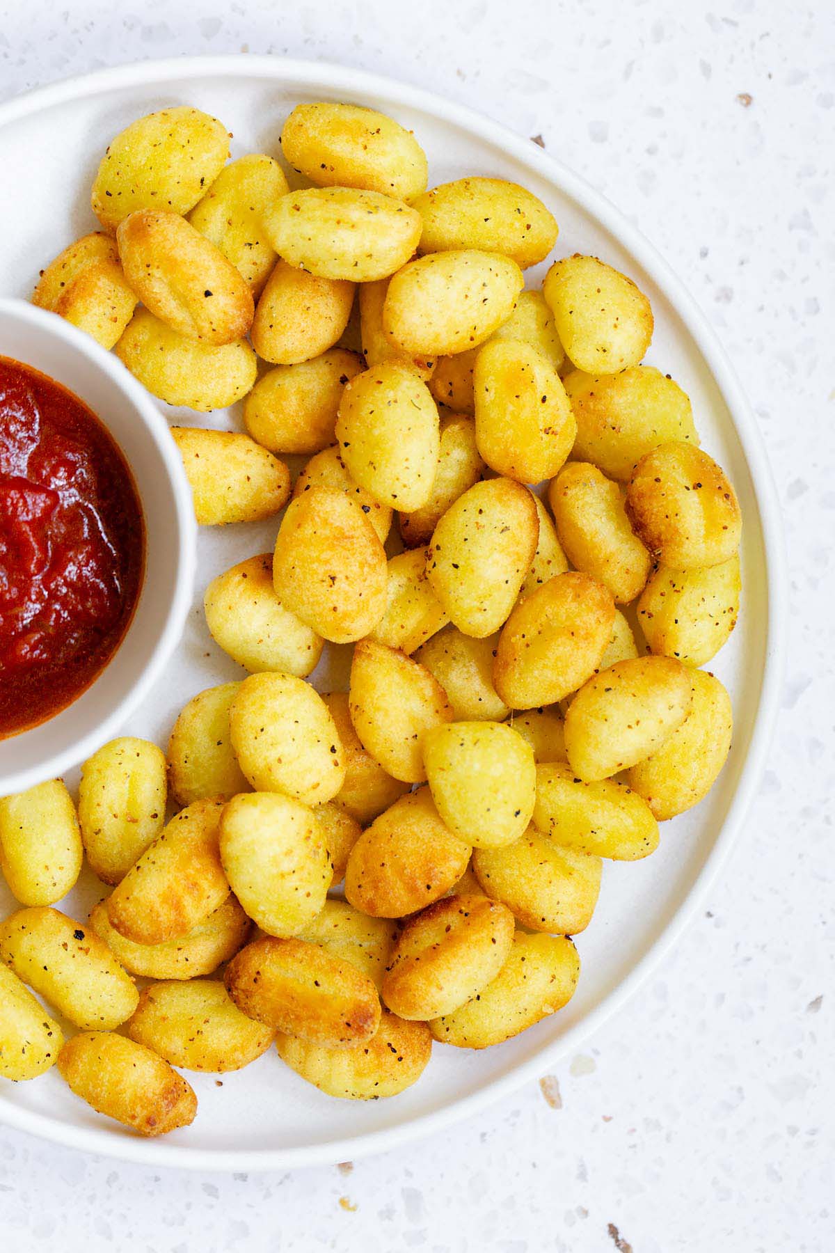 Air fryer gnocchi with a marinara dipping sauce