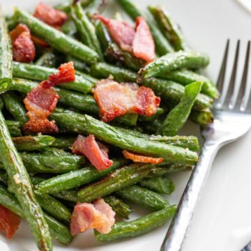 Air fried green beans with bacon