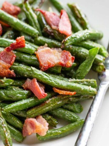 Air fried green beans with bacon