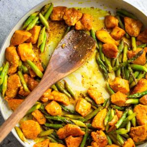 Turmeric black pepper chicken with asparagus