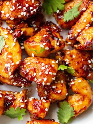 Honey sriracha chicken bites with sesame seeds