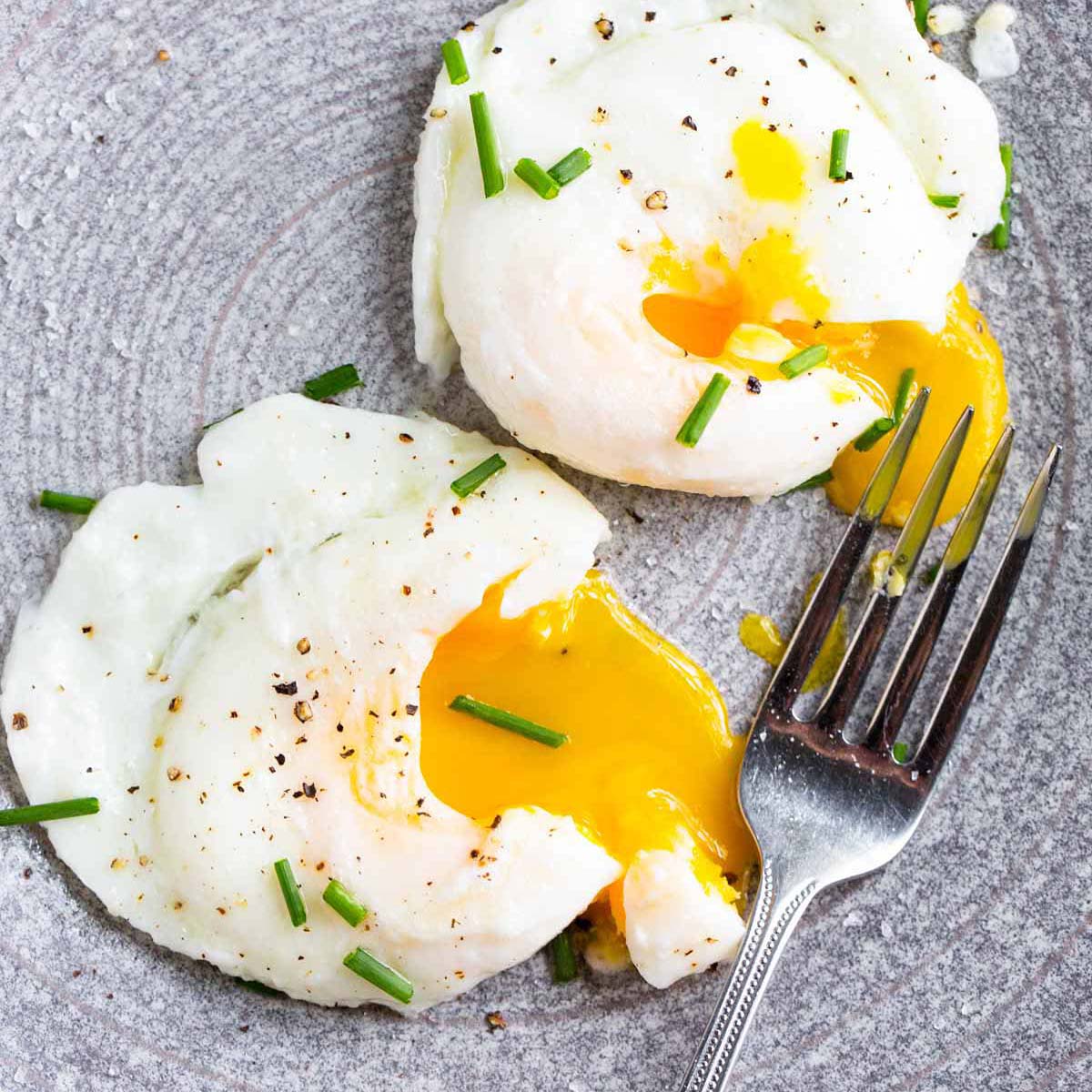 Air Fryer Fried Eggs 