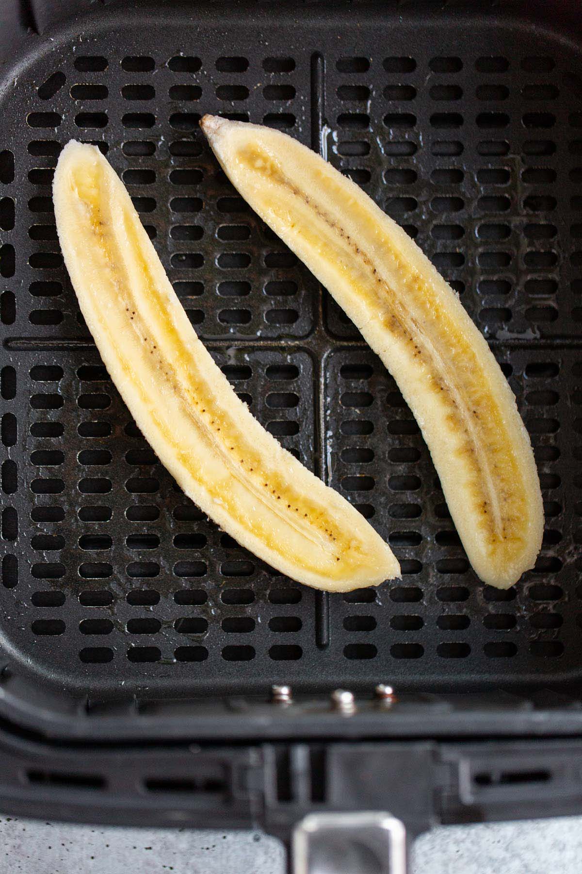 Sliced banana in air fryer.