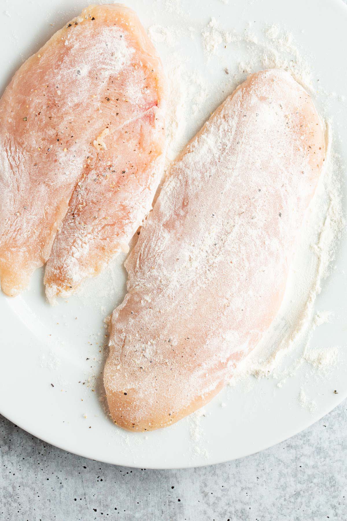 Chicken with flour.