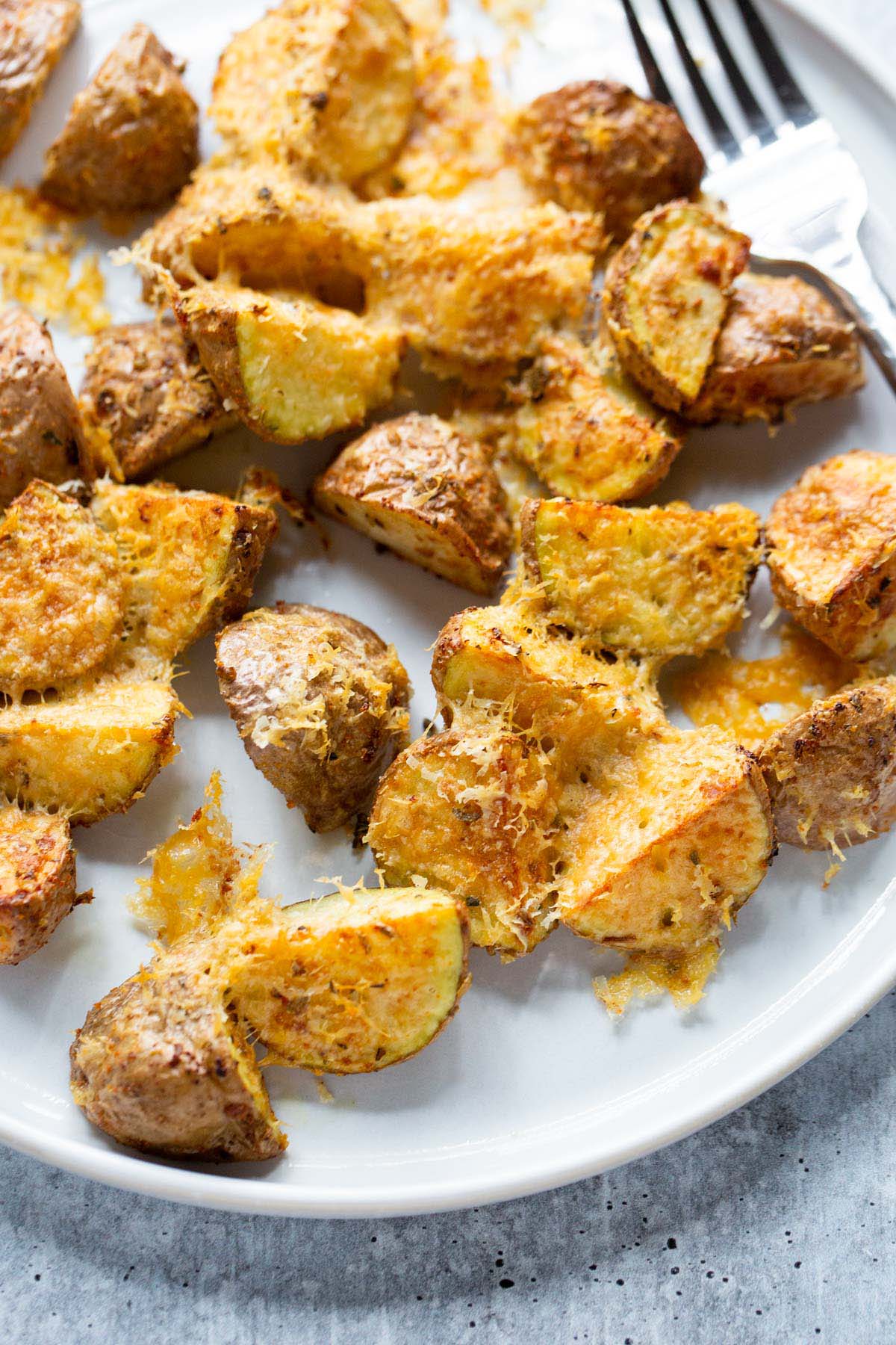 Air fryer parmesan potatoes up close.