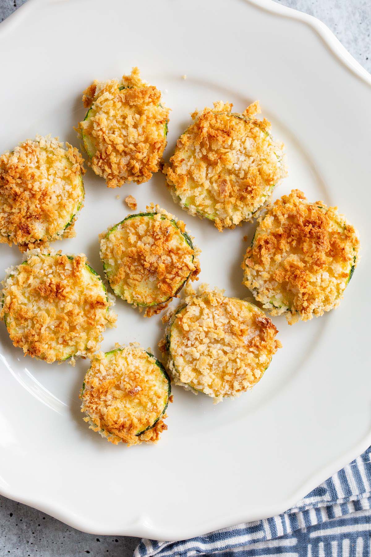 panko zucchini on a white plate