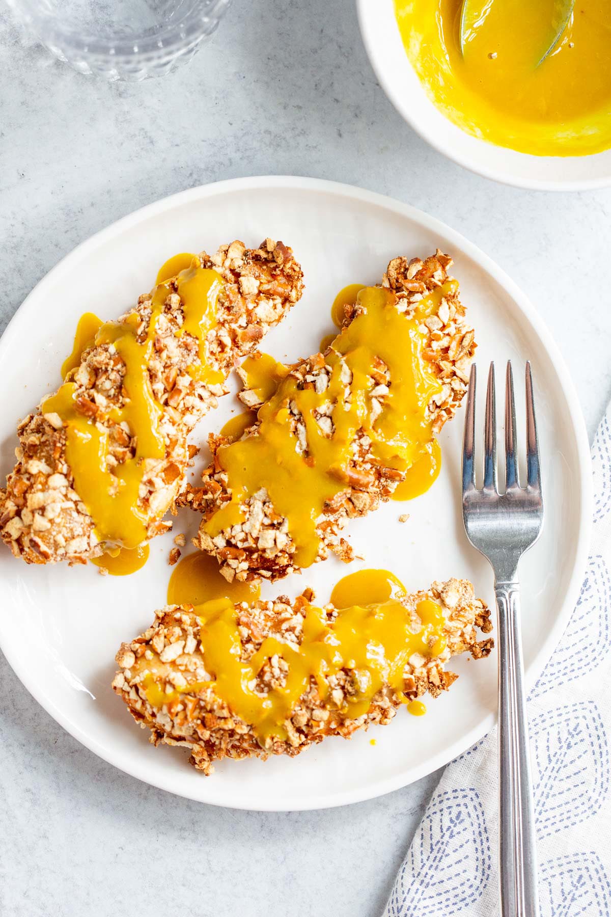 Air fried pretzel chicken with honey mustard sauce