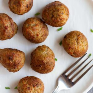 Cooked meatballs on a plate