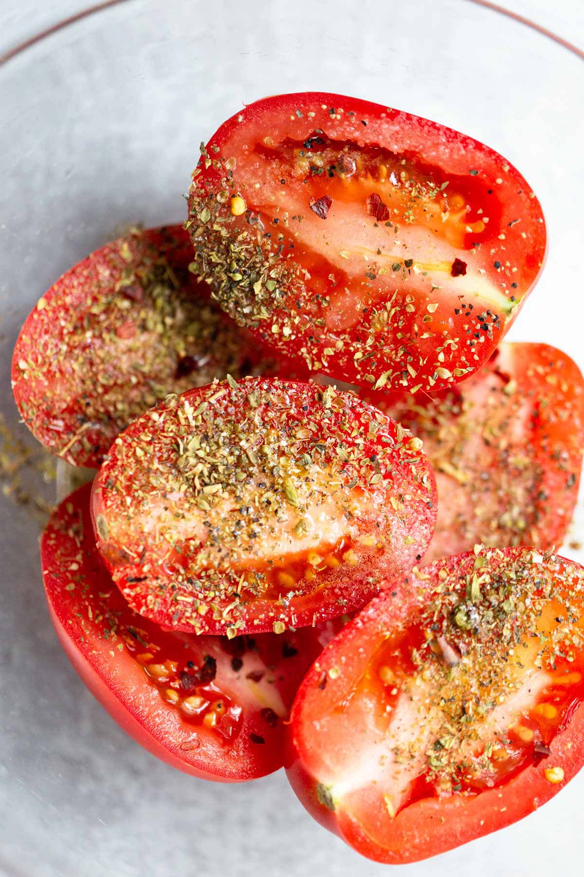 Roma tomatoes with seasonings