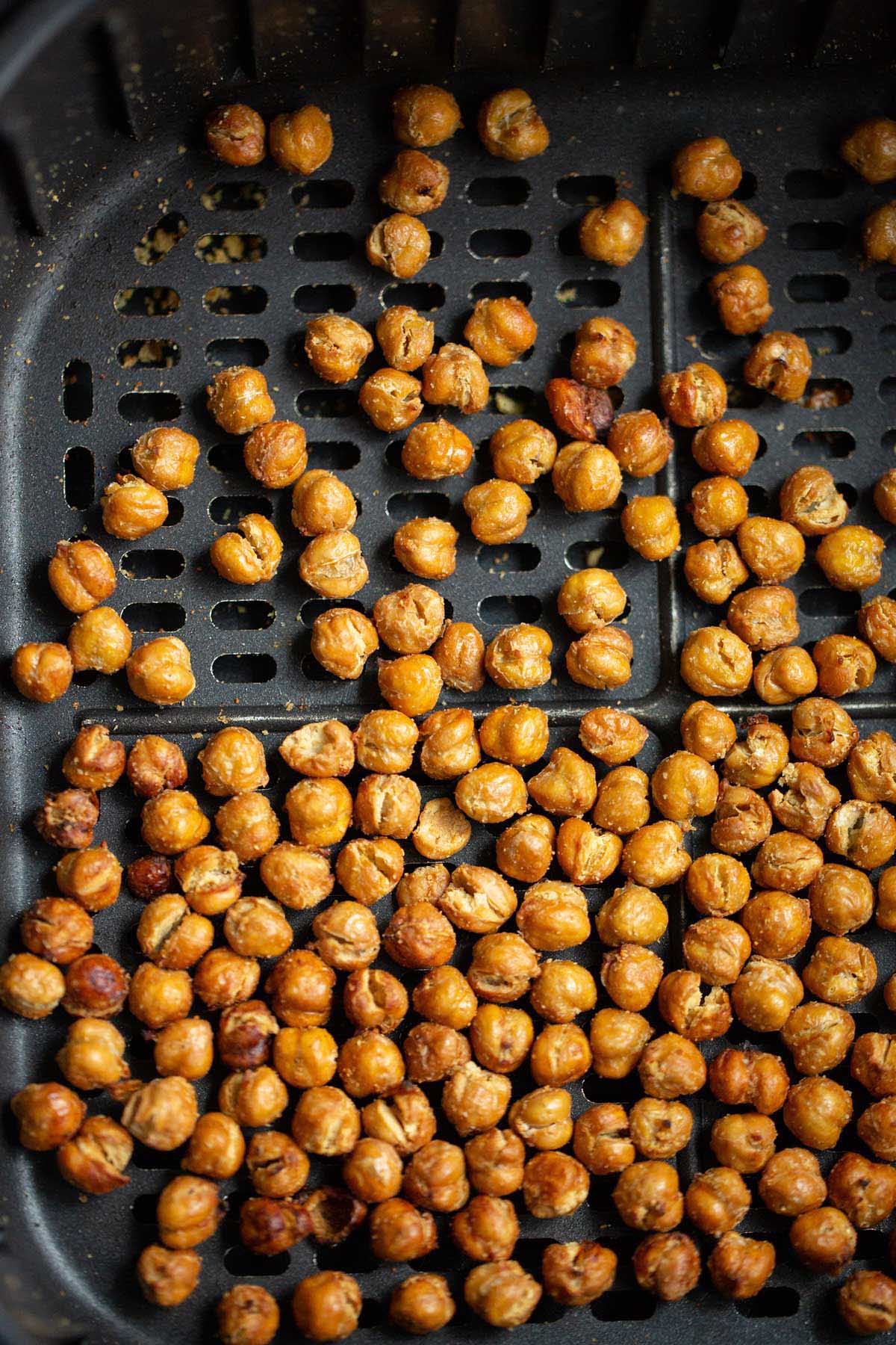 Crispy chickpeas in air fryer.