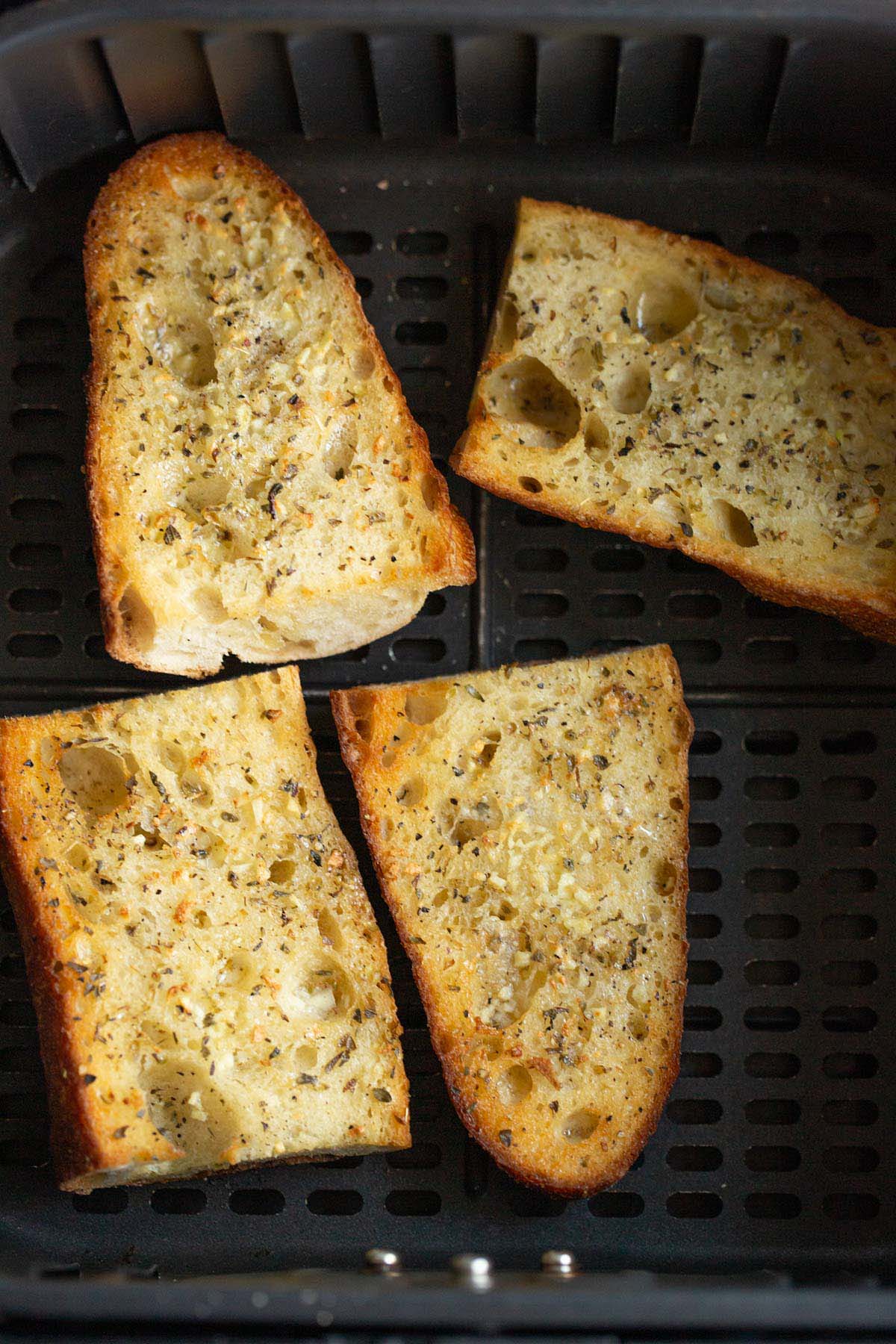 Garlic bread in air fryer