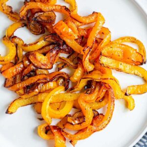 Air fryer bell peppers on a plate