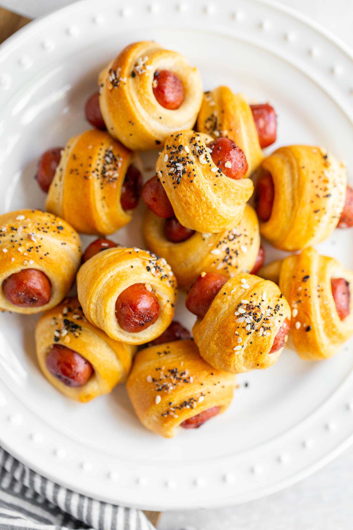 Everything bagel pigs in a blanket up close