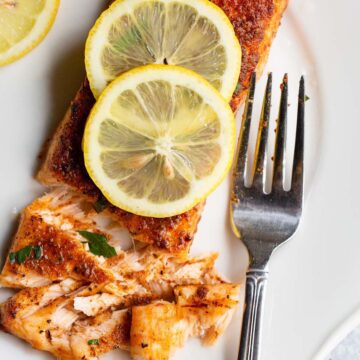 Air fryer old bay salmon with lemon slices