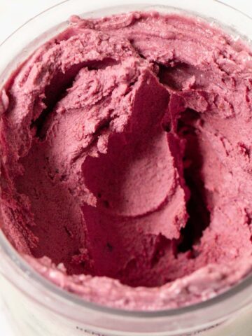 Ninja Creami blueberry frozen yogurt